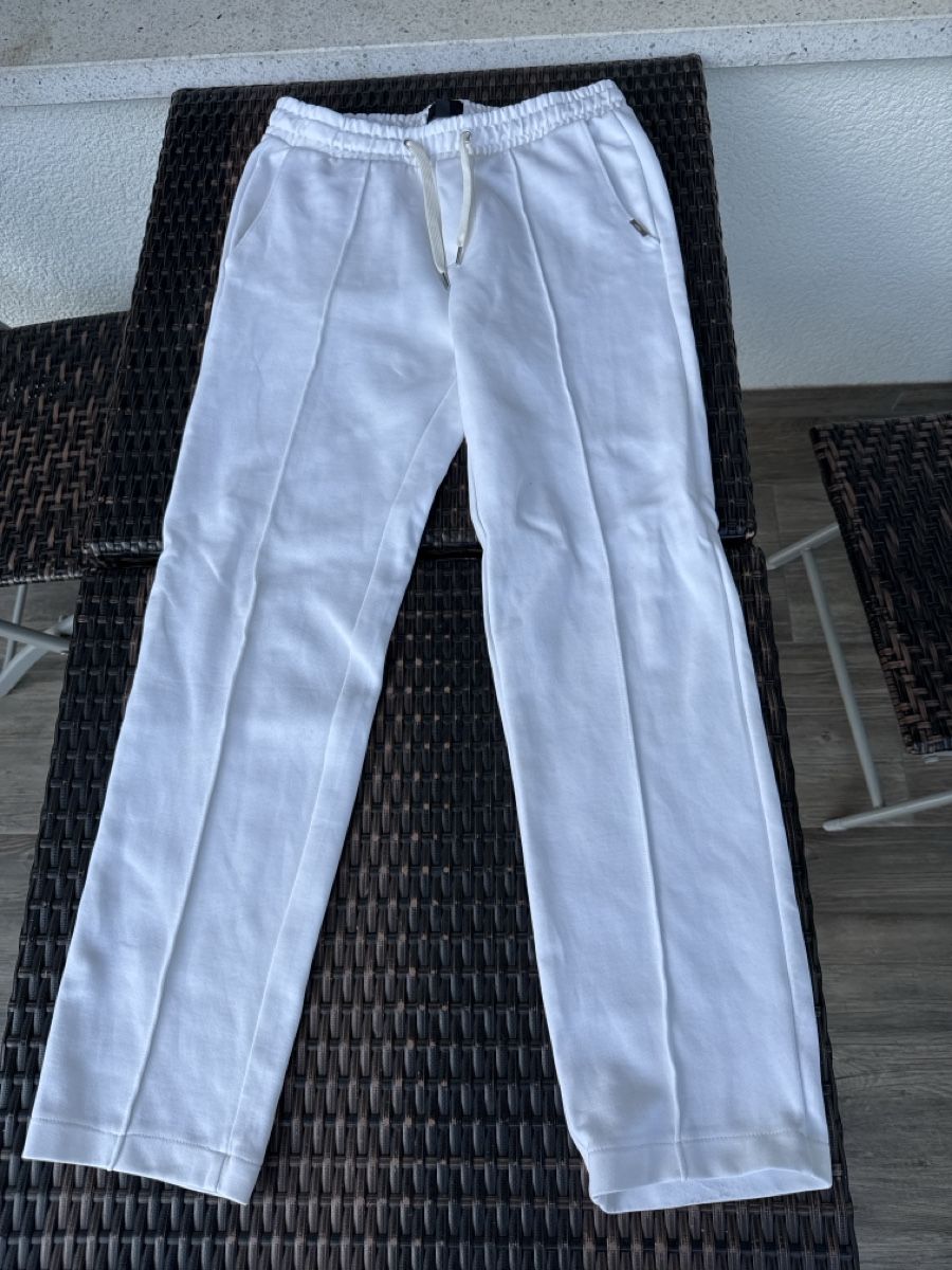 H&M Pantaloni: Turnhose weiss Gr. S H&M – Nuovo (secondo la descrizione) da Mauren venduto da ducducturi
