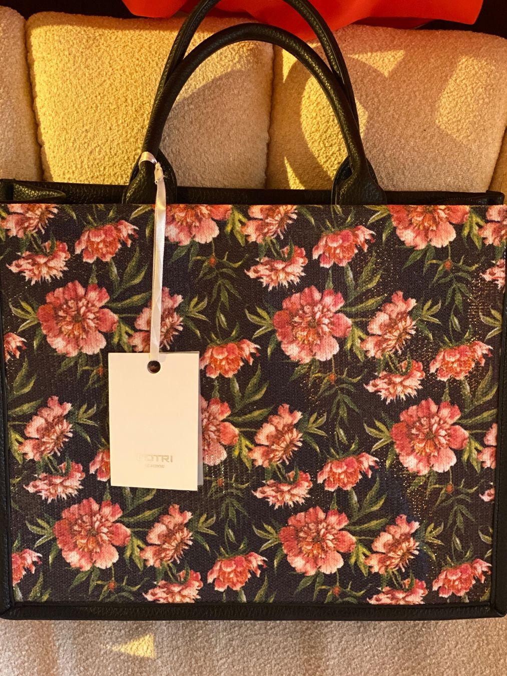 Borse da donna: DAMEN TASCHE-FLOWERS – Nuovo e nell'imballaggio originale da Meienried venduto da ManuelaBoutique 1