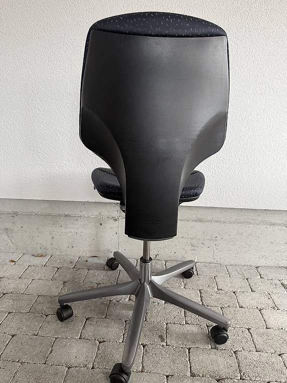 Giroflex Stühle: Bürostuhl Giroflex – Gebraucht aus Zollikofen von Sonnenblume_91 3