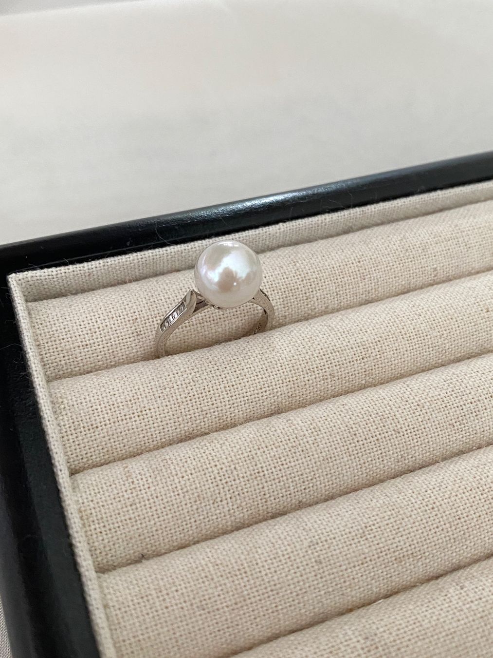 Ringe: 10mm Süsswasserperlen Ring – Neu und originalverpackt aus Sarnen von yingsperlen