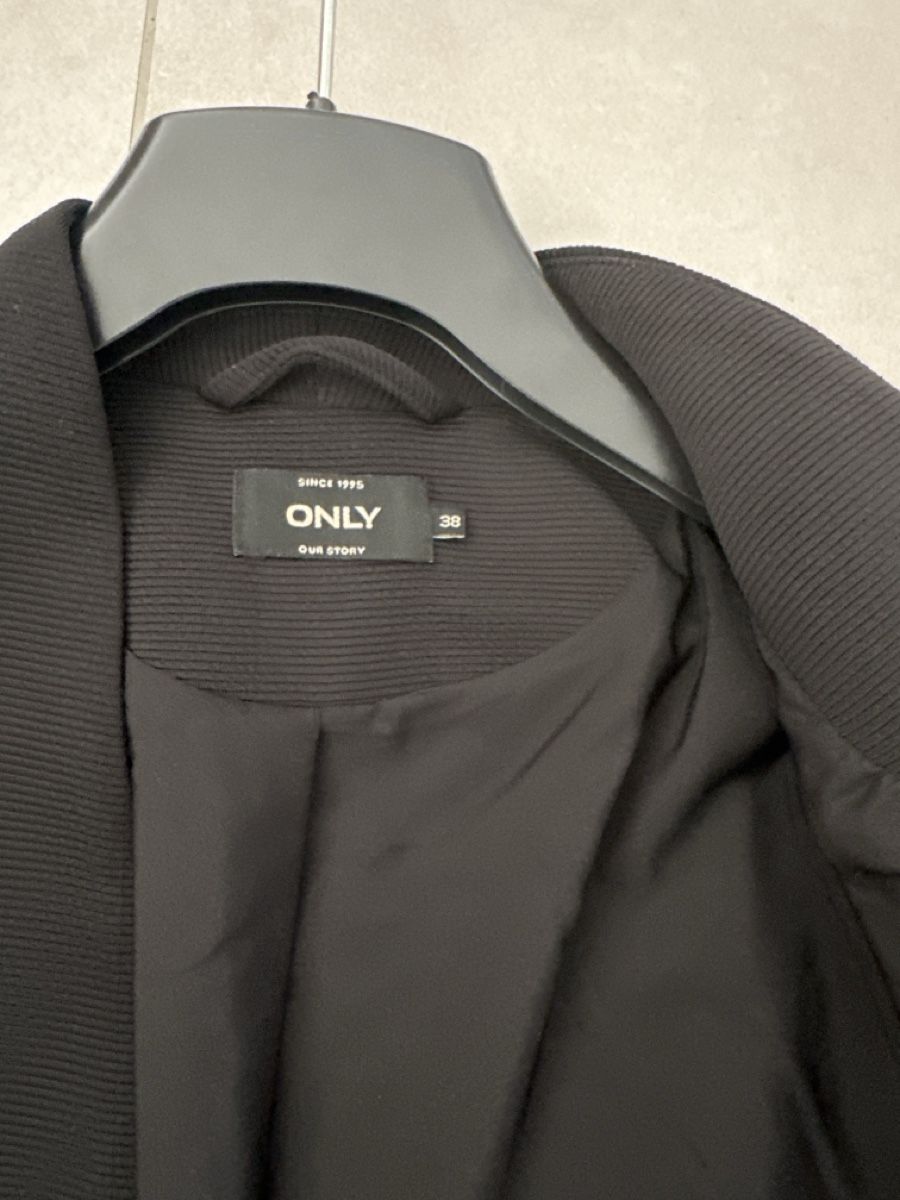Giacche: Damen Blazer schwarz – Usato da Zug venduto da Hehe 4