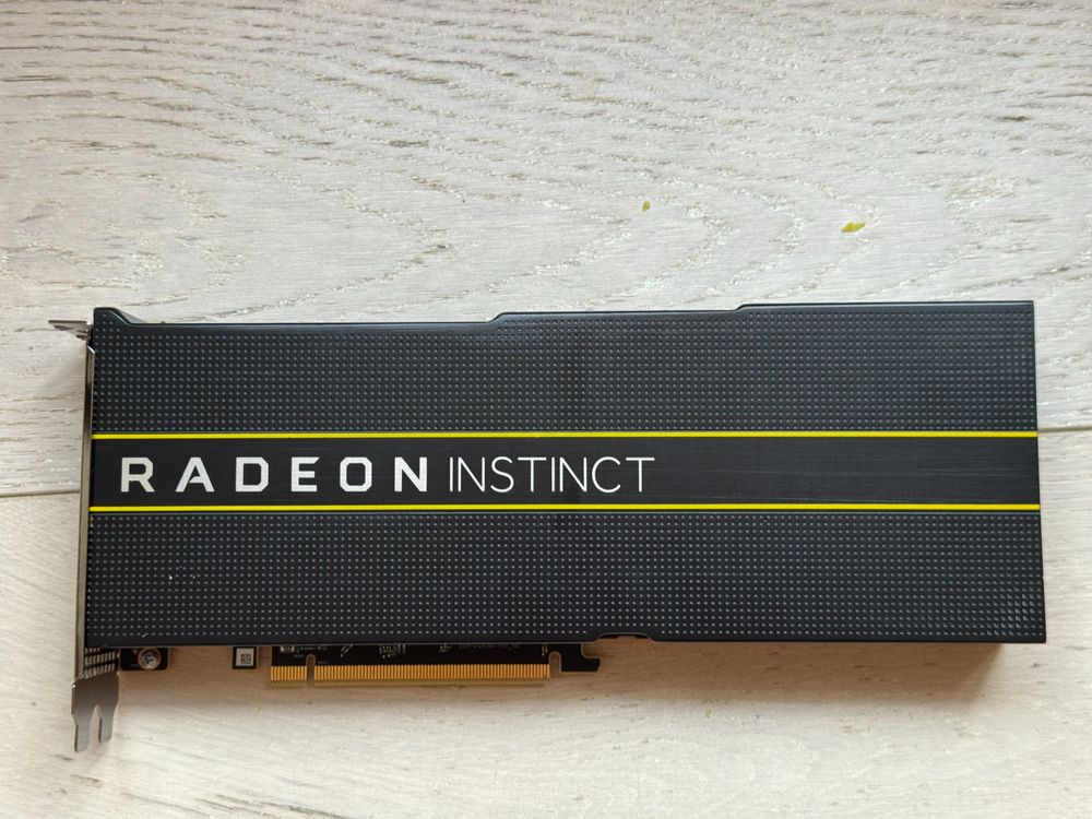 AMD Radeon Instinct MI50 32GB S/N: 692121003414(Gebraucht) (Gebraucht ...