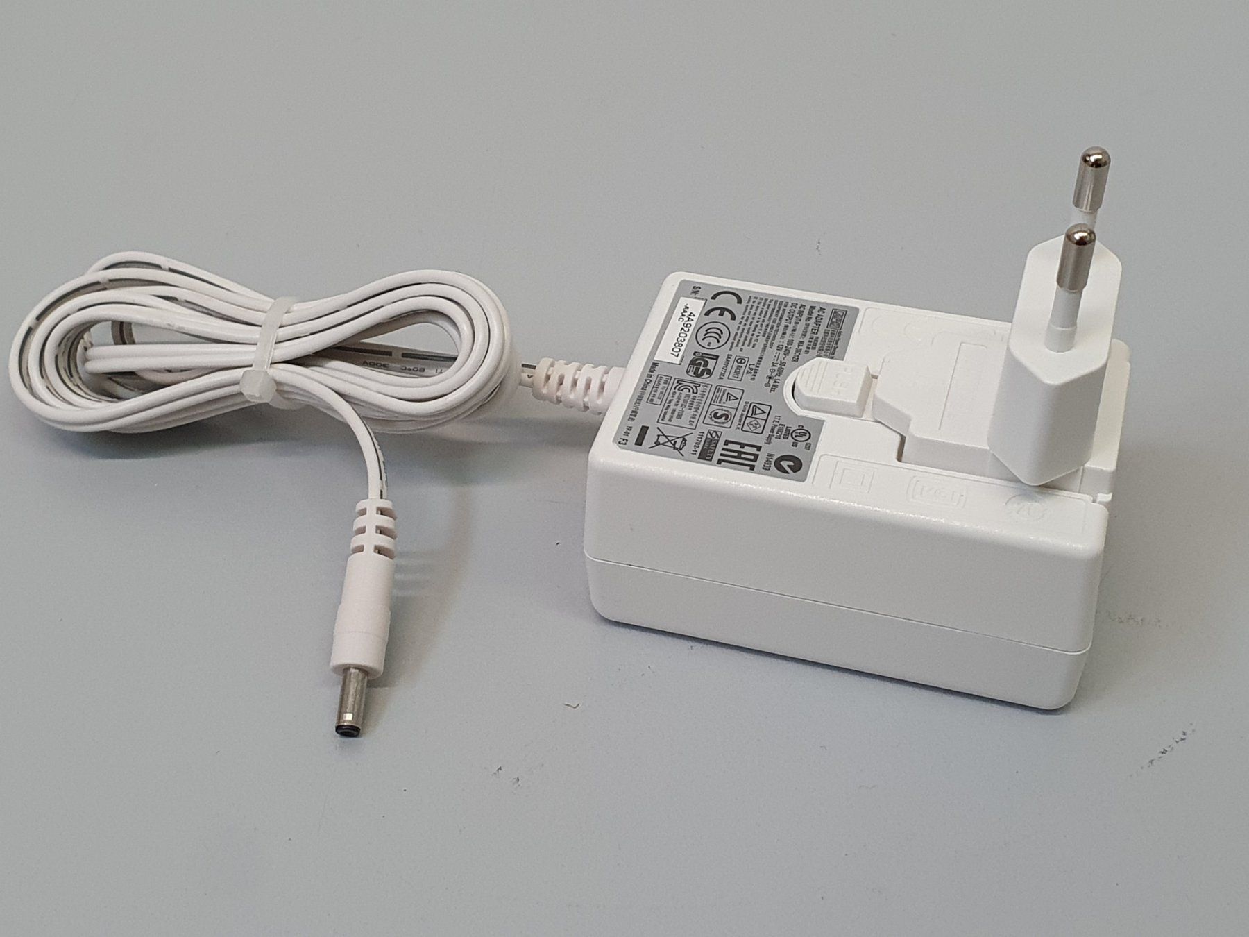 Dlink Modem & Router: D-Link DIR-880L AC WLAN Router – Usato da Hochdorf venduto da av-electronics 8