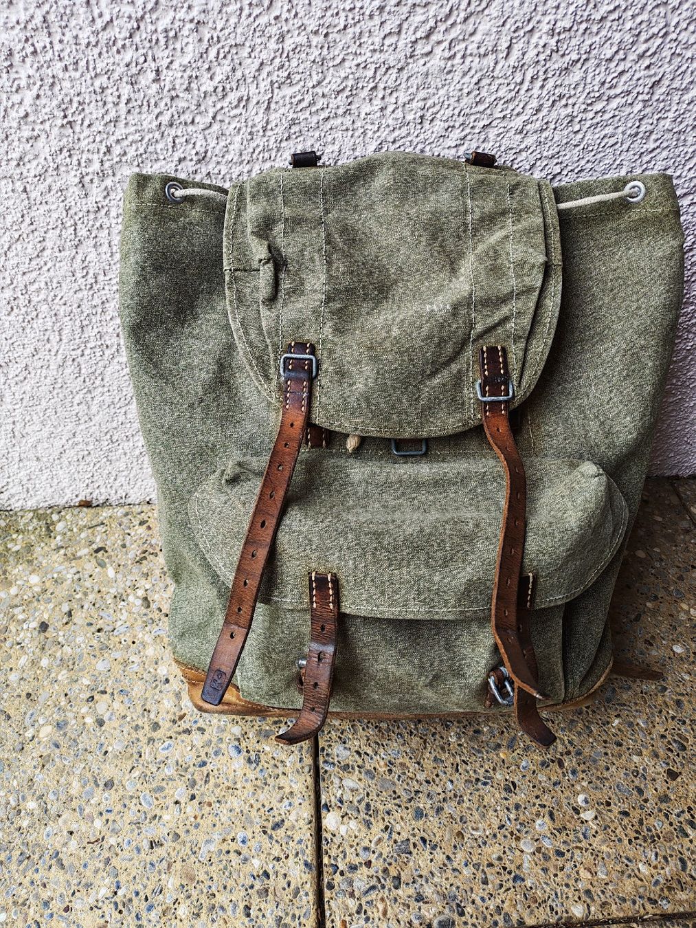 Schweizer Armee Zaini: Militär-Rucksack – Usato da Unterengstringen venduto da JOKER1281
