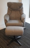 Moderner Relaxsessel mit Stoffbezug und Fusshocker (MA331)