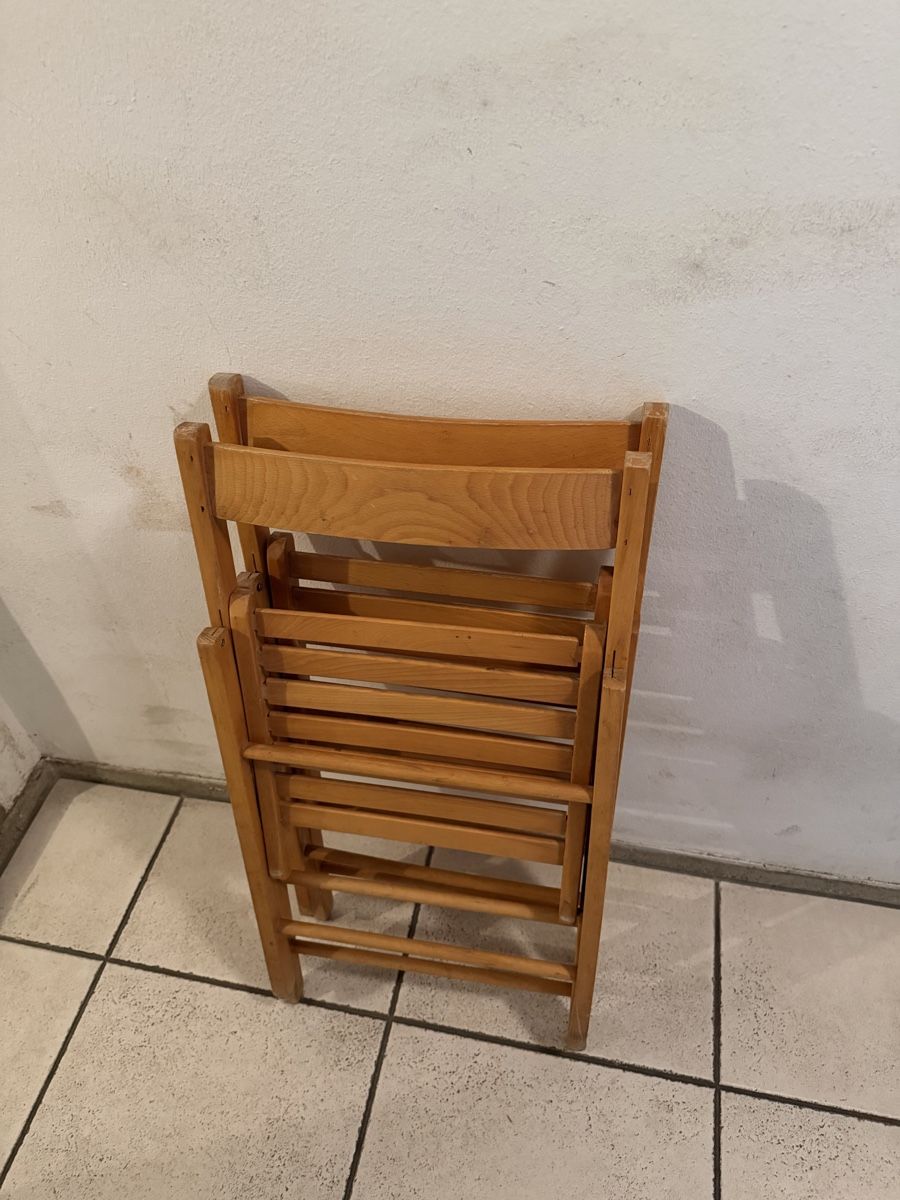 Sedie: Two wooden folding chairs – Usato da Zürich venduto da aus_r2dq 1