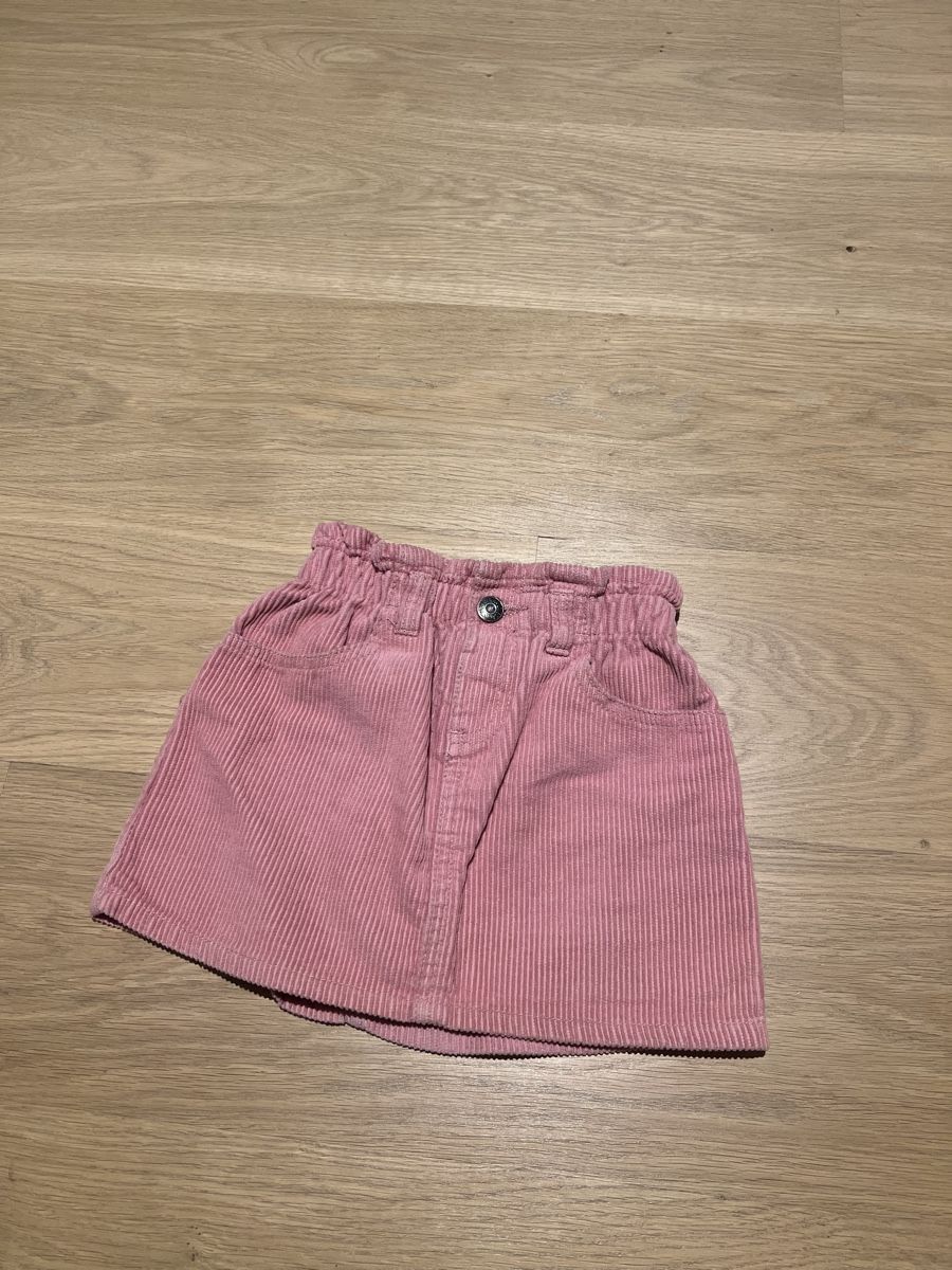 Lotti & Set di vestiti: Mädchen Kleiderpaket 116-130 – Usato da Steinhausen venduto da spanko 4