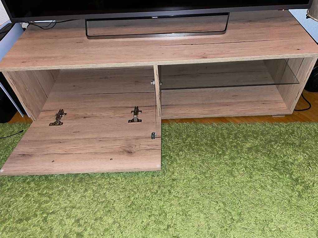 Ikea Mobili TV: TV Möbel Ikea – Usato da Schüpfen venduto da dom_8tml 1