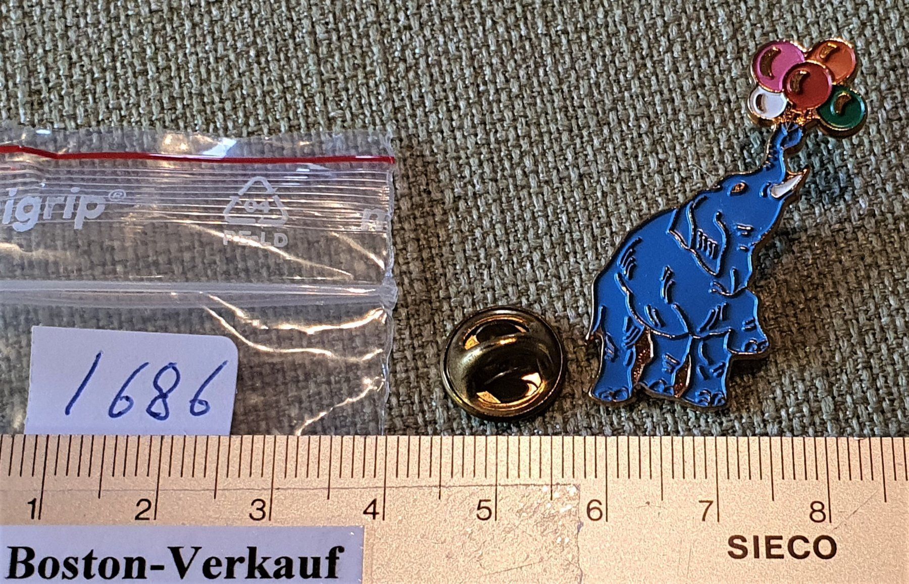 Plaketten & Abzeichen: I686 - Kunst Pin Simone Erni - Circus Elefant – Gebraucht aus Reinach BL von Boston-Verkauf 1