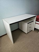 Schreibtisch weiss