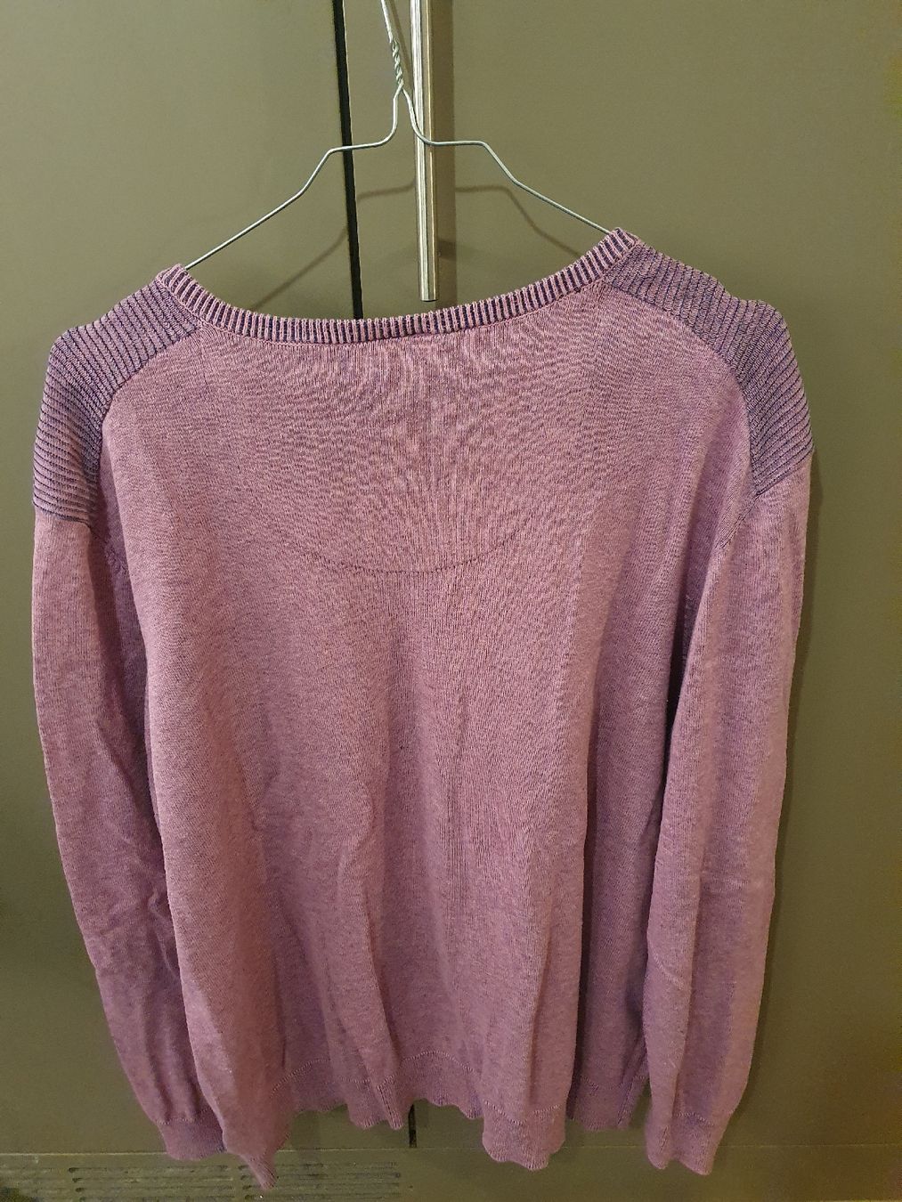 Pullover & Sweatshirts: Bpc Selection Pullover V-Ausschnitt lila Grösse XL – Neu (gemäss Beschreibung) aus Zürich von Philotimo 2
