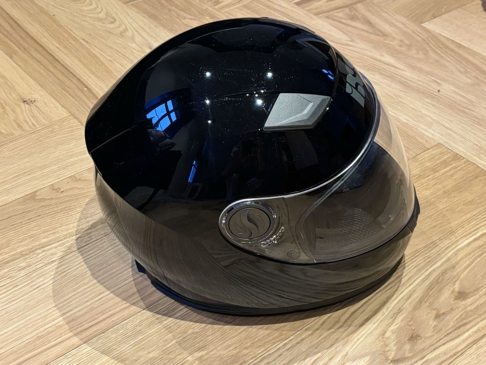 Neuwertiger IXS Motorrad Integralhelm 1