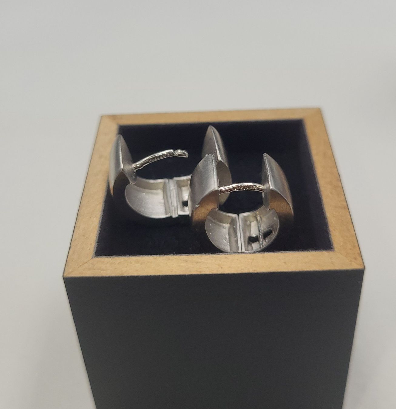 Ohrringe & -stecker: Massiv Platin 950 Ohrringe – Gebraucht aus Wald ZH von Dasilver 2
