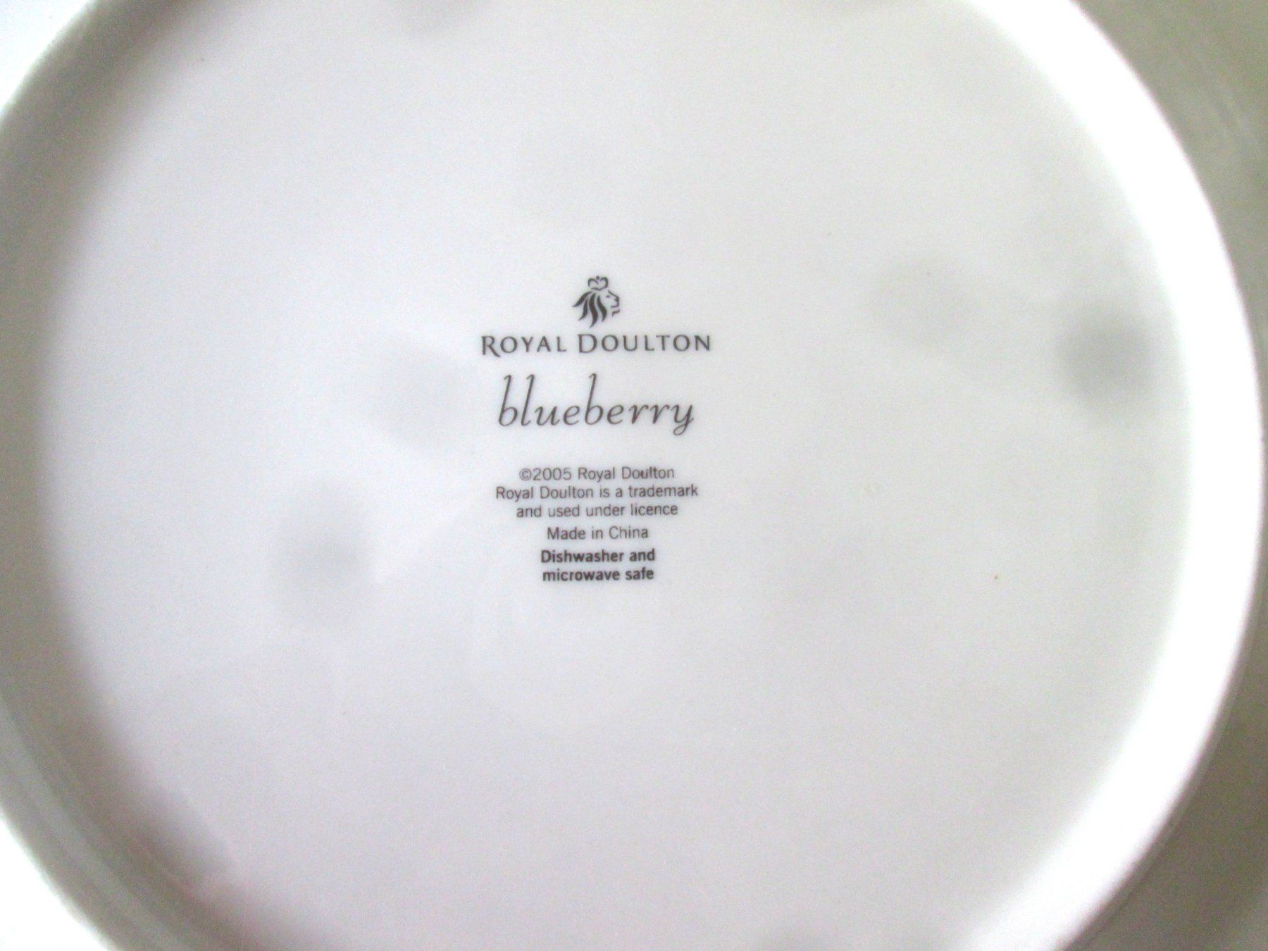 Royal Doulton Set di piatti: Royal Doulton Geschirr Blueberry – Usato da Sementina venduto da babucia 2