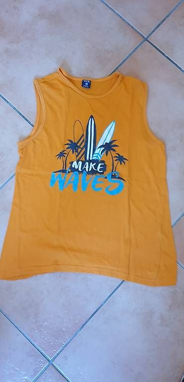 Camicette, T-shirt & Top: Thiyshirt Top Gr 146/152. Wie Neu – Usato da Gamprin venduto da man_j9fr