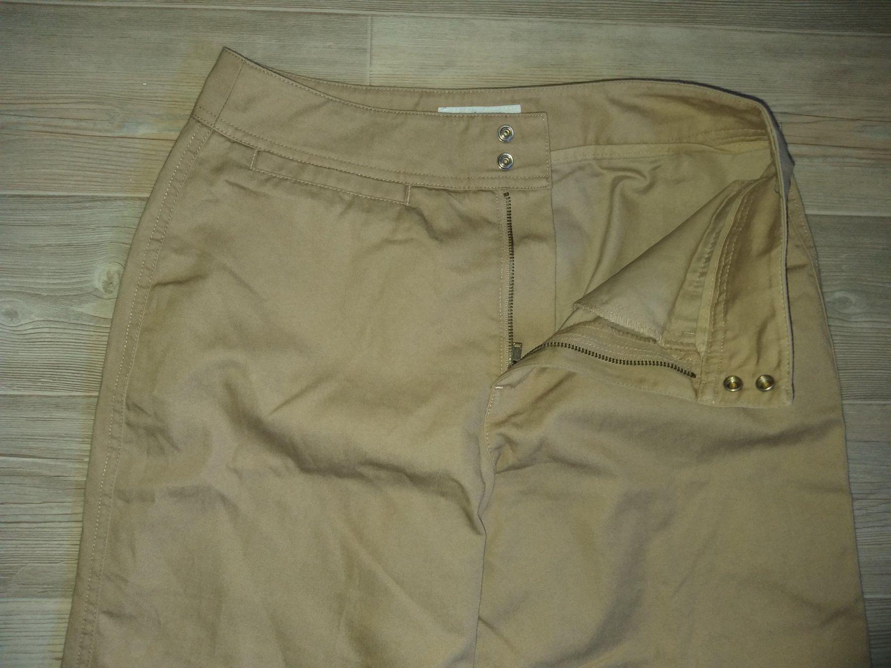 Esprit Pantaloni: Pantalon / Hose ESPRIT     Taille / Grosse 34 CH – Usato da Cossonay-ville venduto da Super-Price-Quality 2
