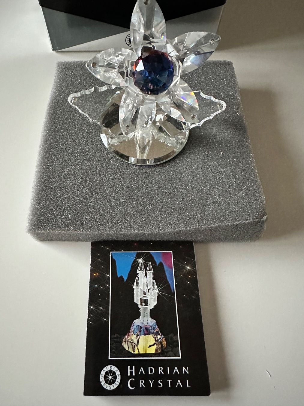 Tutte le decorazioni: Hadrian Crystal Flower Deco – Nuovo e nell'imballaggio originale da Epalinges venduto da Lily2006 3