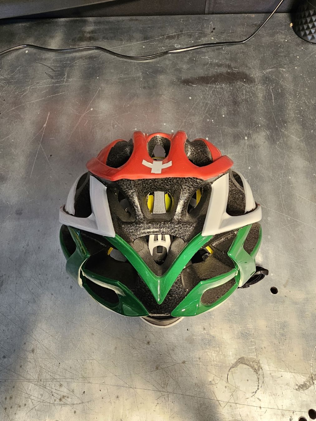 Caschi: Fahrradhelm BELL – Usato da Bettlach venduto da Ealmeida18 1