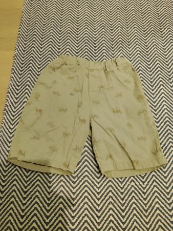 Kinder Shorts beige mit Tiermotiv Grösse 5-6 Jahre
