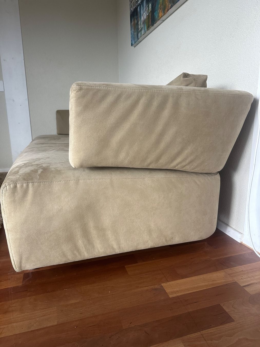 Divani: Team by Wellis Sofa Alcantara-leder hellbraun – Usato da Dietlikon venduto da Fluschi 3