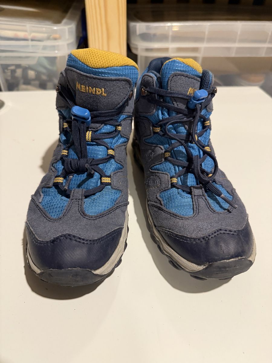 Meindl Scarpe da uomo: Meindl Wanderschuhe Gr. 35, Gore-Tex - Top Zustand – Usato da Lenzburg venduto da Reniss_ 1