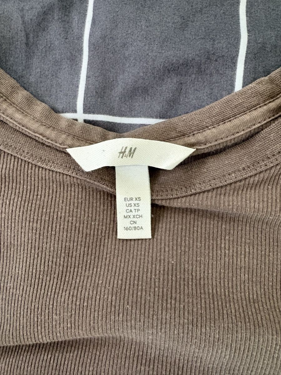 H&M Pulls & Sweat-shirts: Long Sleve – Neuf (Voir description) à Schüpfen par ani_gj8r 1