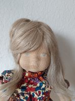 Stoffpuppe mit Echthaar, handgefertigt in der Schweiz