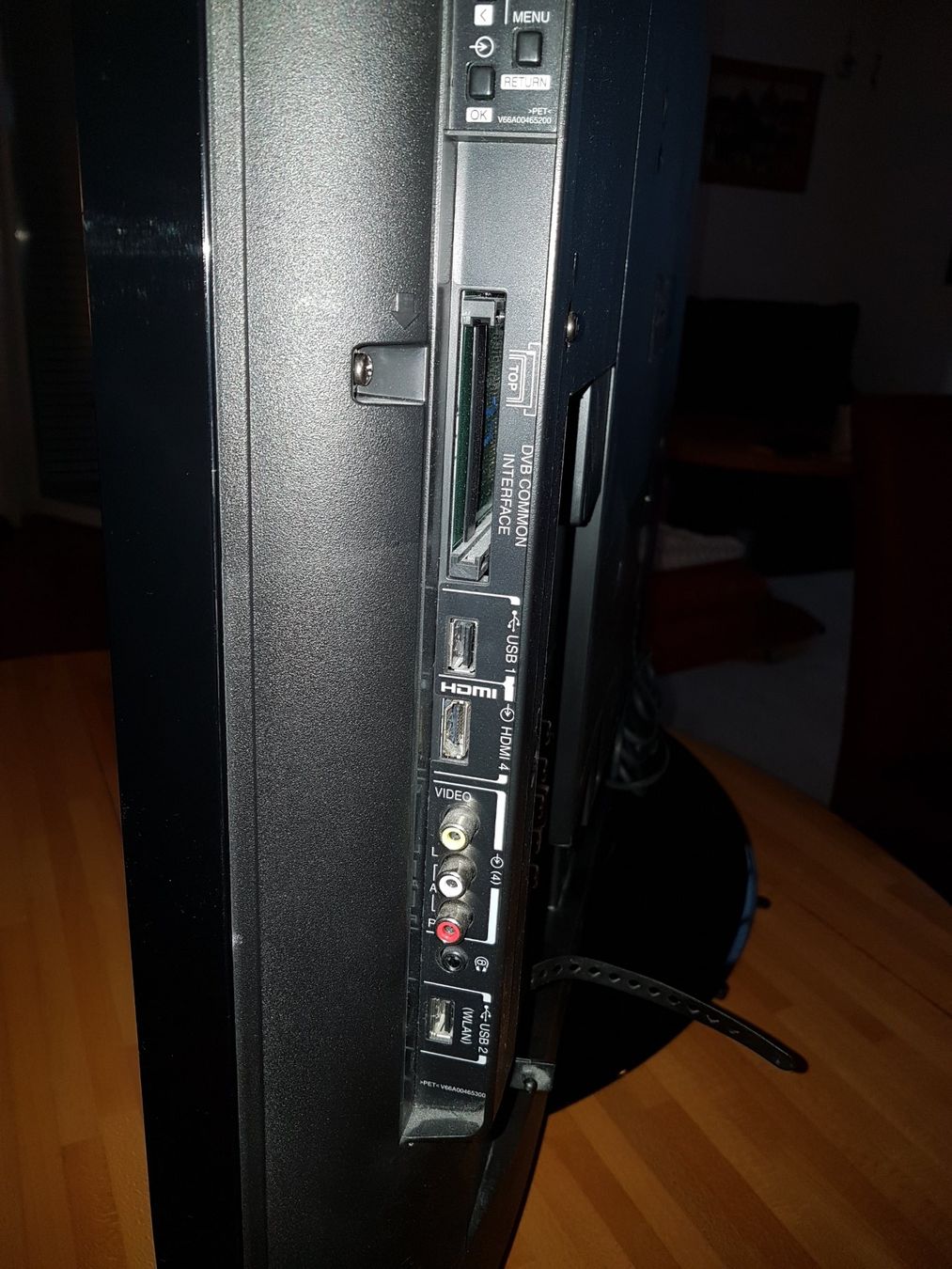 Televisori: TOSHIBA 40RV743 40" – Usato da Zürich venduto da Agios 4