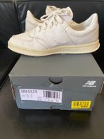 Neue New Balance Sneakers