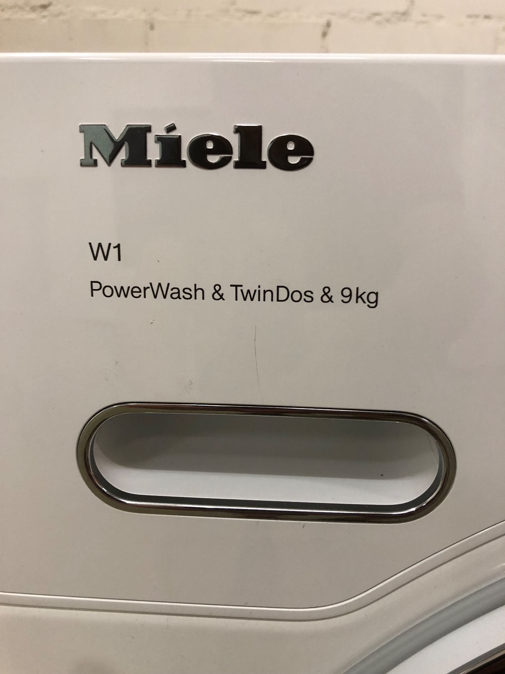 Miele Lavatrici: Miele Waschmaschine – Usato da Diessenhofen venduto da Peppilella 1