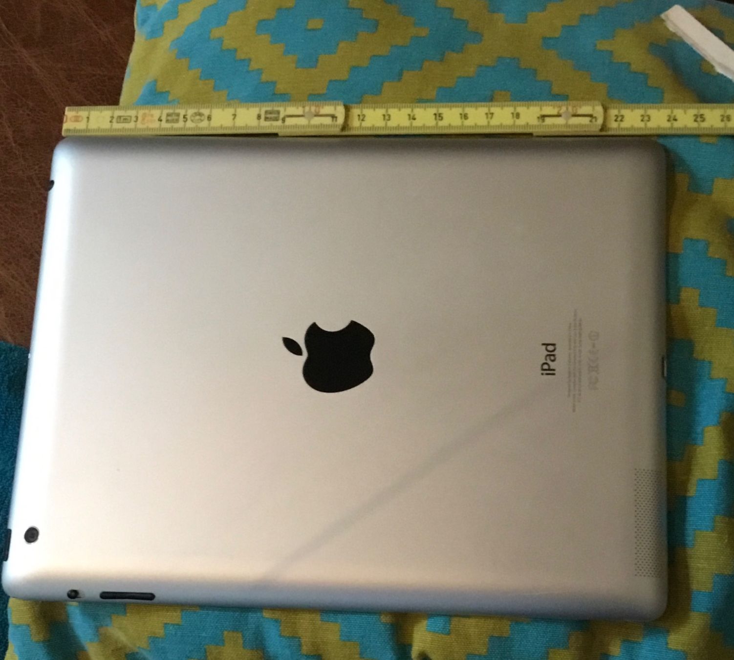 Apple Tablettes PC: Apple iPad (4. Generation) 32 GB – D'occasion à Schlieren par Jeajet