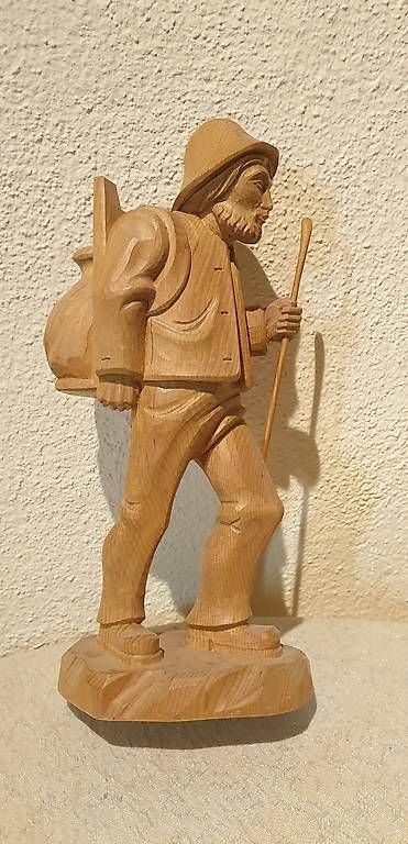 Gravures sur bois: Holzfigur Bauer Schnitzerei Holzschnitzerei  – D'occasion à Uetliburg SG par Stein414