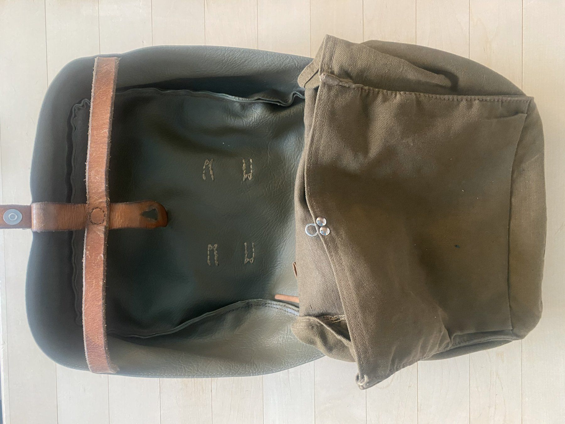 Schweizer Armee Borse: Original Schweizer Armee Brotsack inkl. Inhalt – Usato da Bern venduto da riobubbas 3