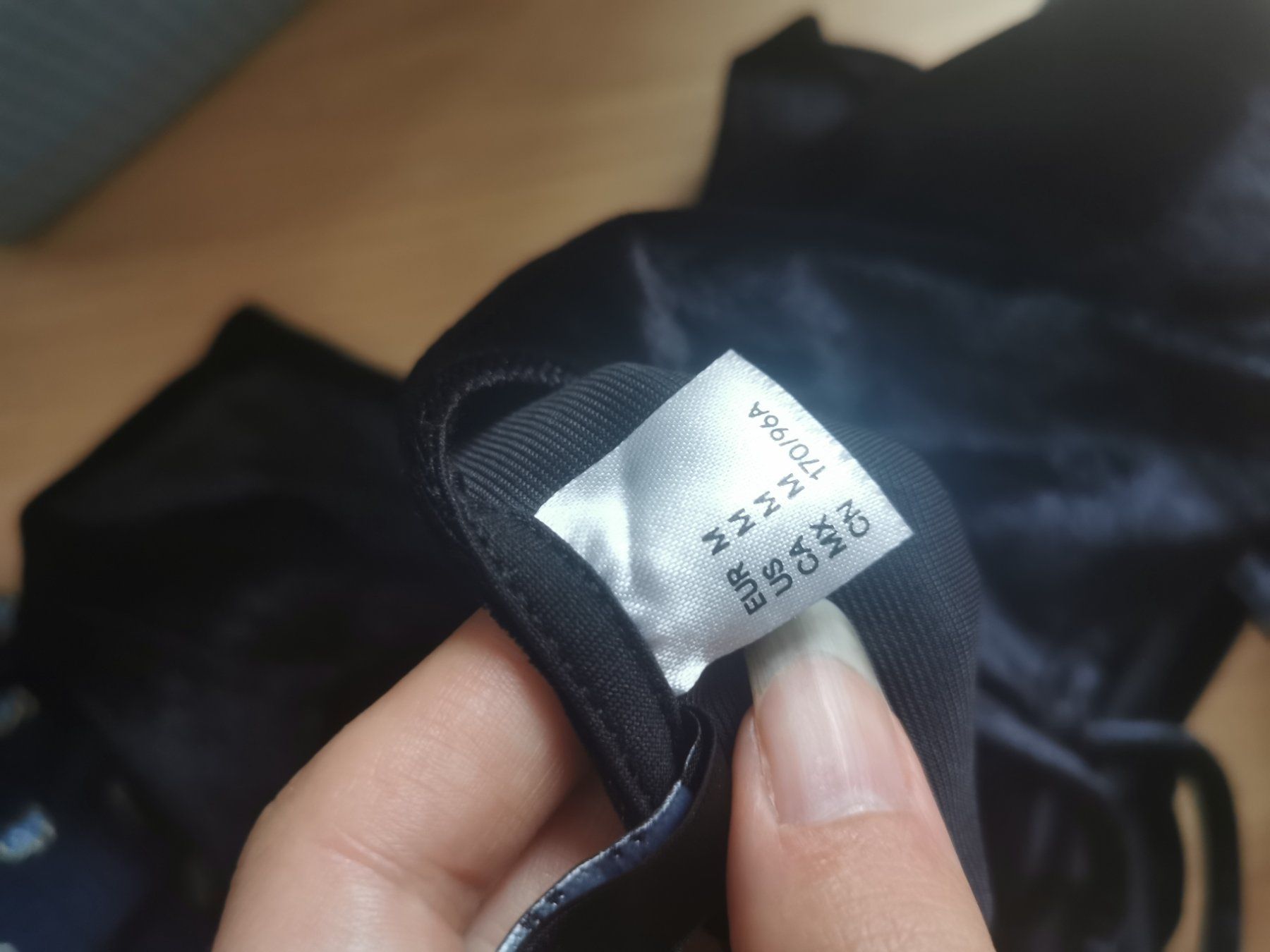 Robes: Kleid Party H&M neu – D'occasion à Luzern par larissa_n 1
