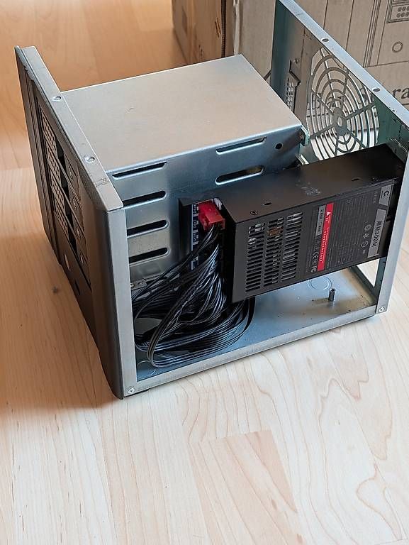 Gehäuse: Inter-Tech SC-4004 NAS Gehäuse inkl. Netzteil – Gebraucht aus Winterthur von MeTheOtherGuy 2