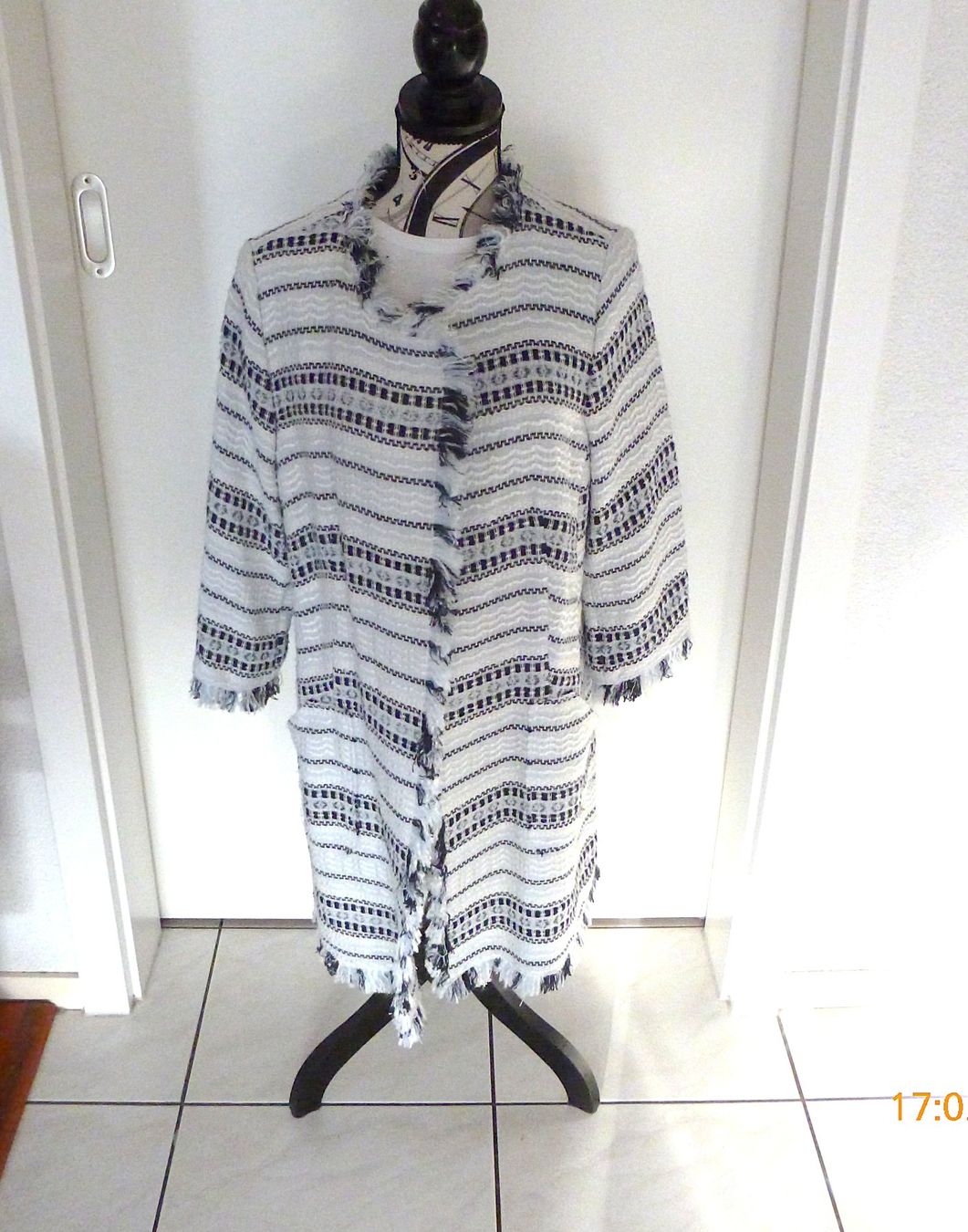 Giacche: WHITE LABEL BLAZER GR.44 NEUWERTIG – Usato da Läufelfingen venduto da Kamari