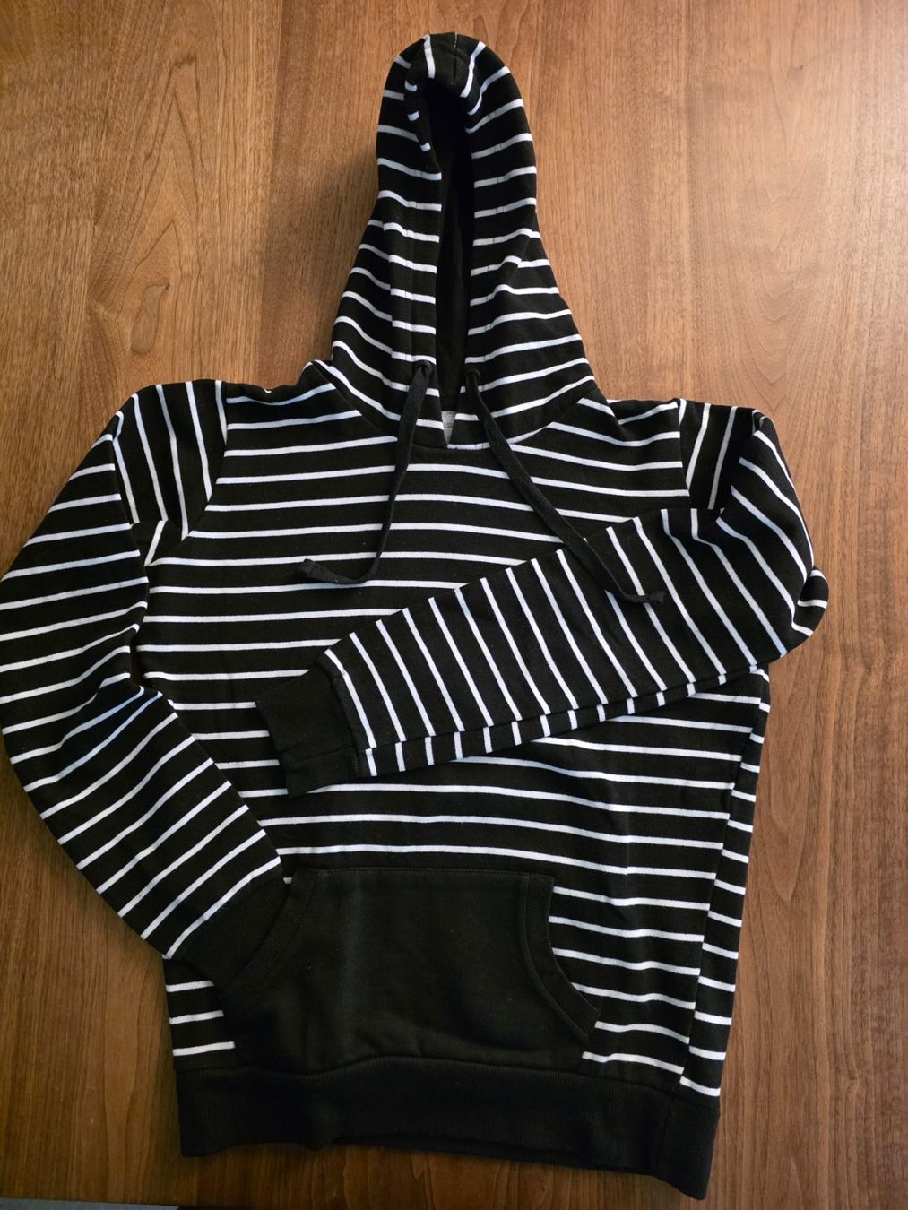 Superdry Maglioni & Felpe: 5 Pullover, Hoodie, Kapuzenpullover - 3x Superdry - Grösse S – Usato da Aesch BL venduto da Damiko 5