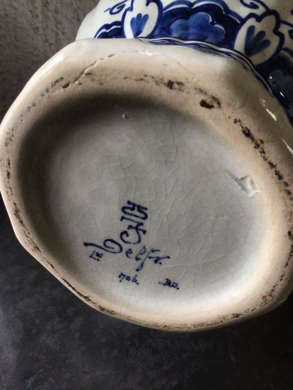Vasi & Recipienti: Vase ancien Delft – Usato da Némiaz (Chamoson) venduto da Patoshi 5