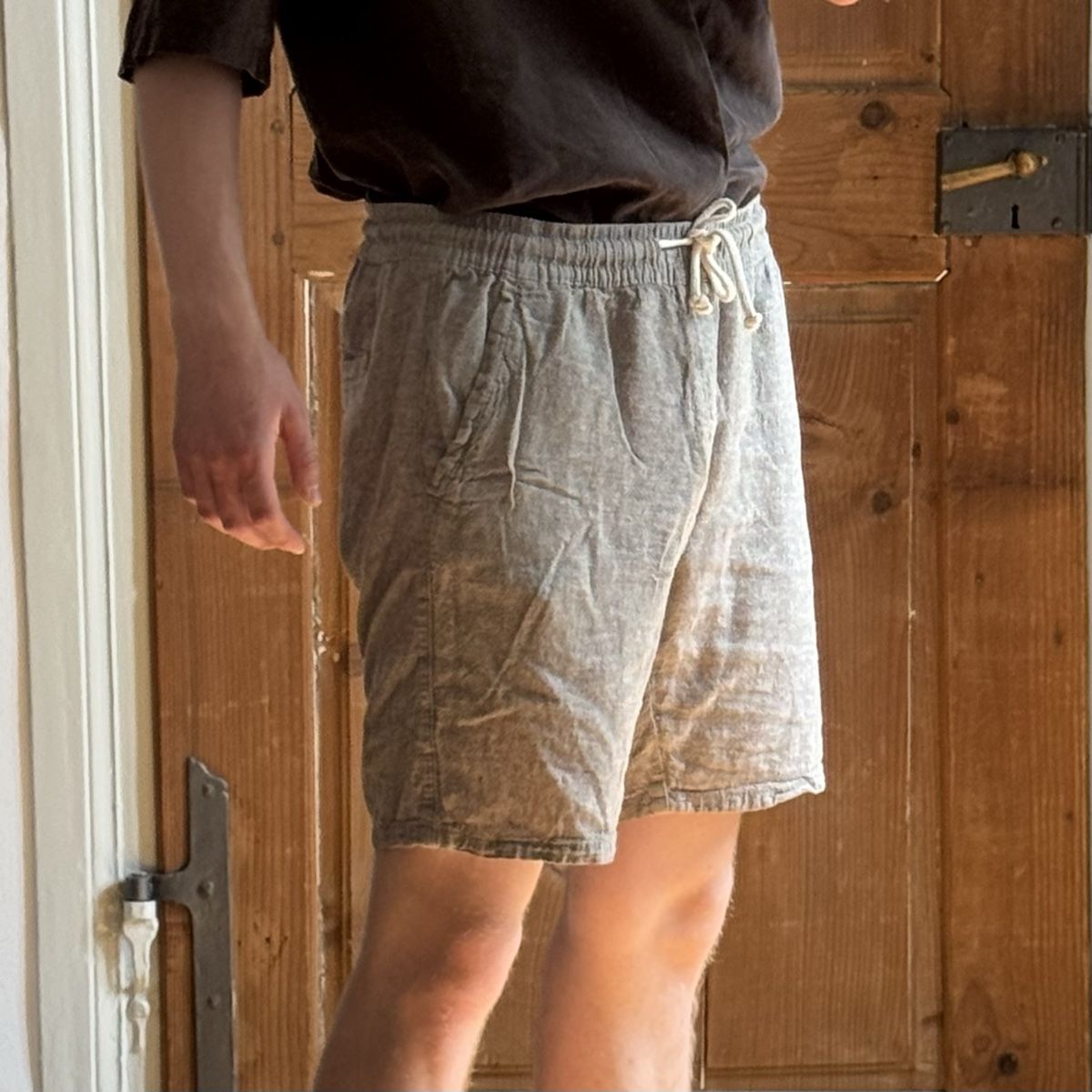 Zara Pantaloni: Mens  Drawstring Shorts – Usato da solothurn venduto da mil_ja.t 3