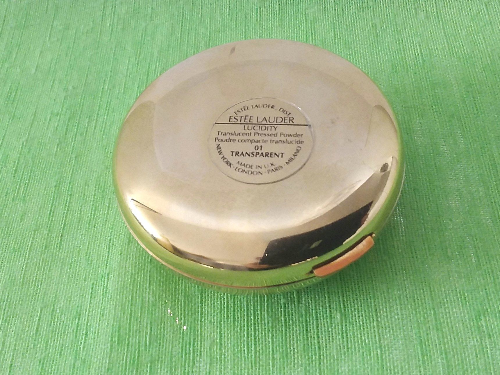 Estée Lauder Make-up: ESTEE LAUDER Puderdose, Lucidity, Transparent 01 – Nuovo (secondo la descrizione) da Uitikon Waldegg venduto da Risibisi7 1