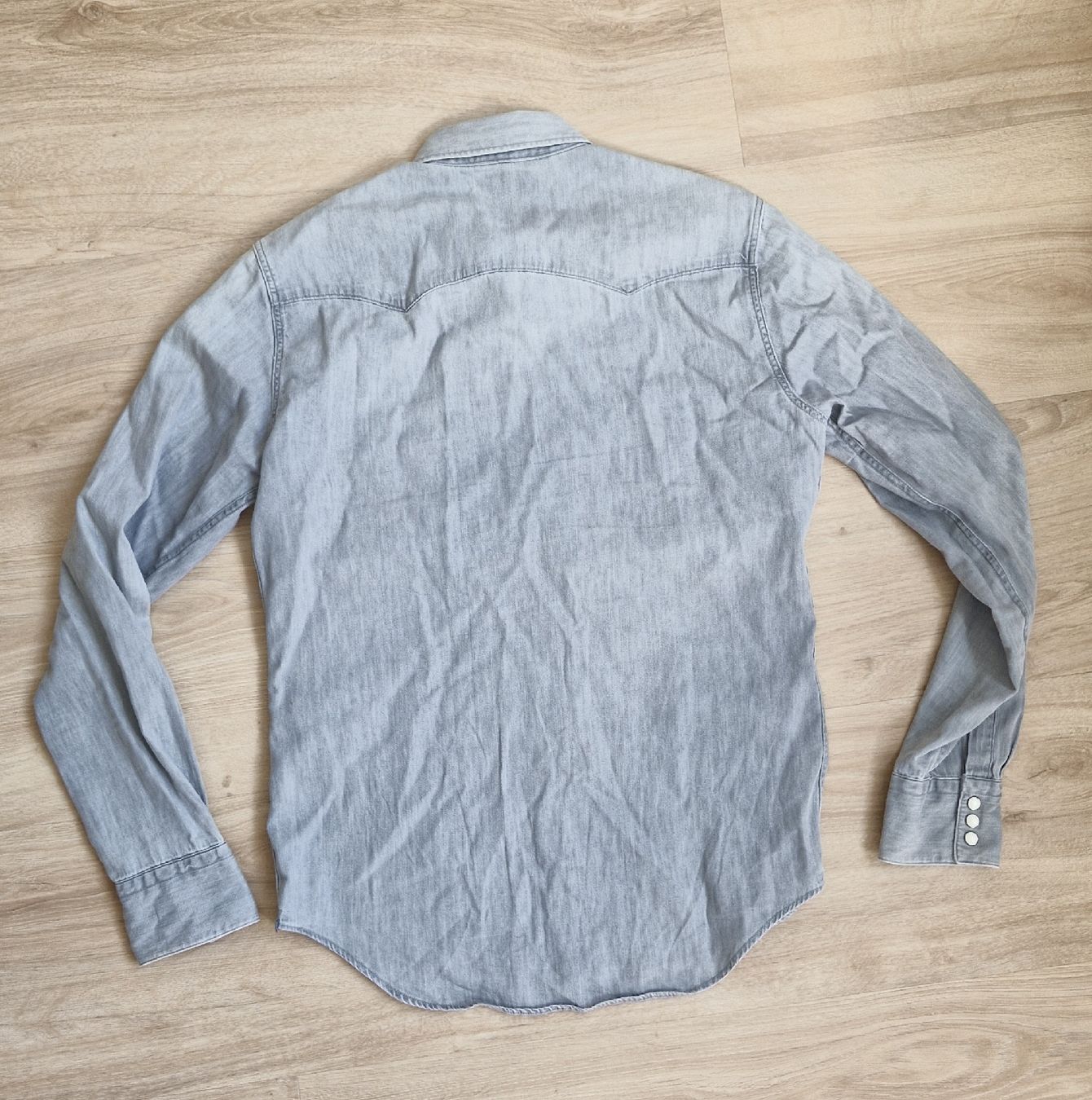 Levi's Camicie: Levi's Cowboy Style Button Down Shirt – Usato da Fällanden venduto da elia_cicho 2