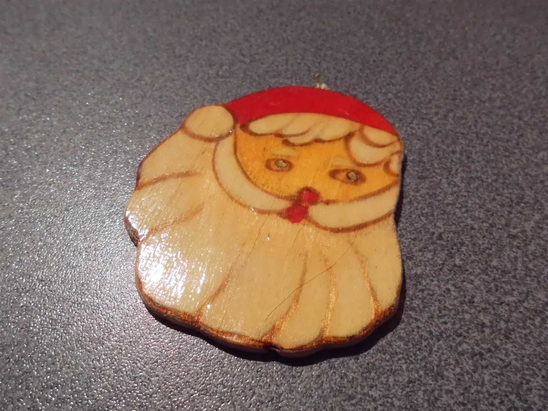 Toutes les décorations: Weihnachtsmann - Kopf, Holz – D'occasion à Zürich par Motzkuh