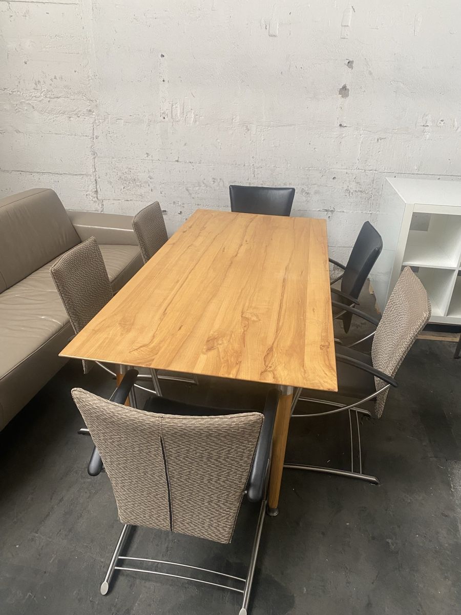 Tavoli: Design Tisch 90:200  mit 6 Stühlen – Usato da Ballwil venduto da lukyluciano21