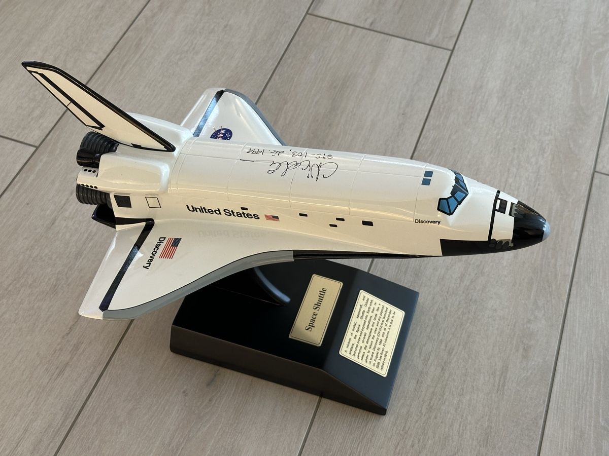 Kit di modellismo & Modellini statici: Navette spatiale Discovery + autographe de Nicollier NASA – Nuovo e nell'imballaggio originale da Promasens venduto da Toblerone83 5