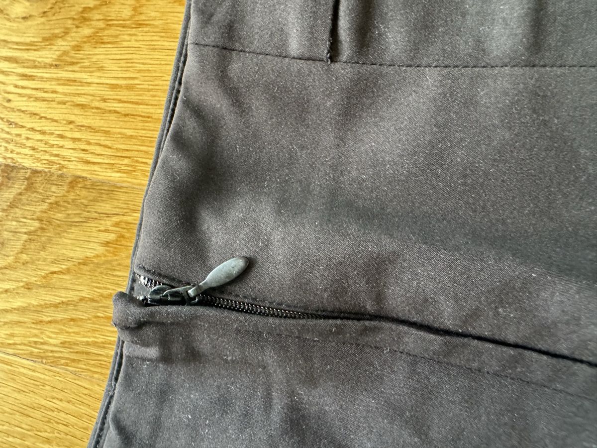 H&M Röcke: Schwarzer H&M Businessrock Gr. 36 Elegant – Gebraucht aus Davos Wolfgang von glo_6dm2 3