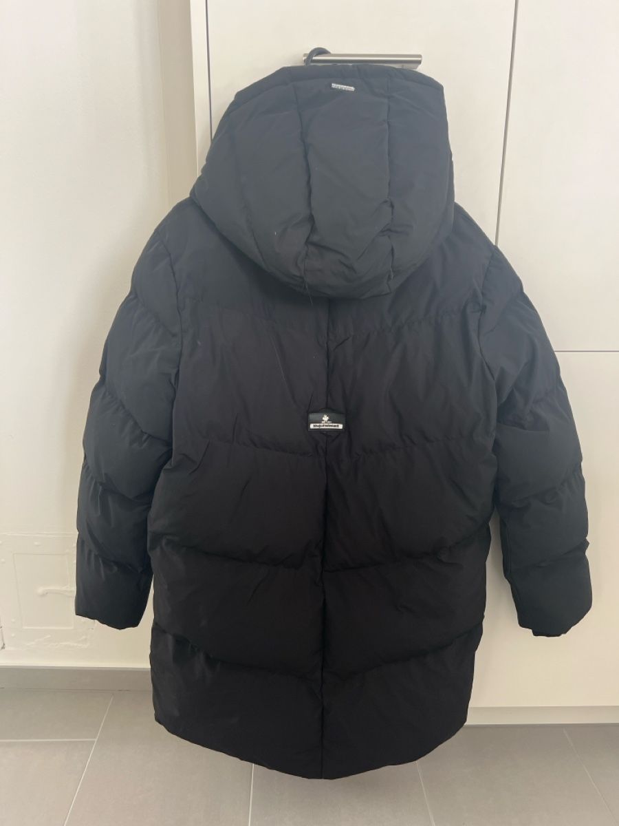 Khujo Giacche: Schwarze Winterjacke von Khujo – Usato da Seewis-Schmitten venduto da Andrea_1994 1