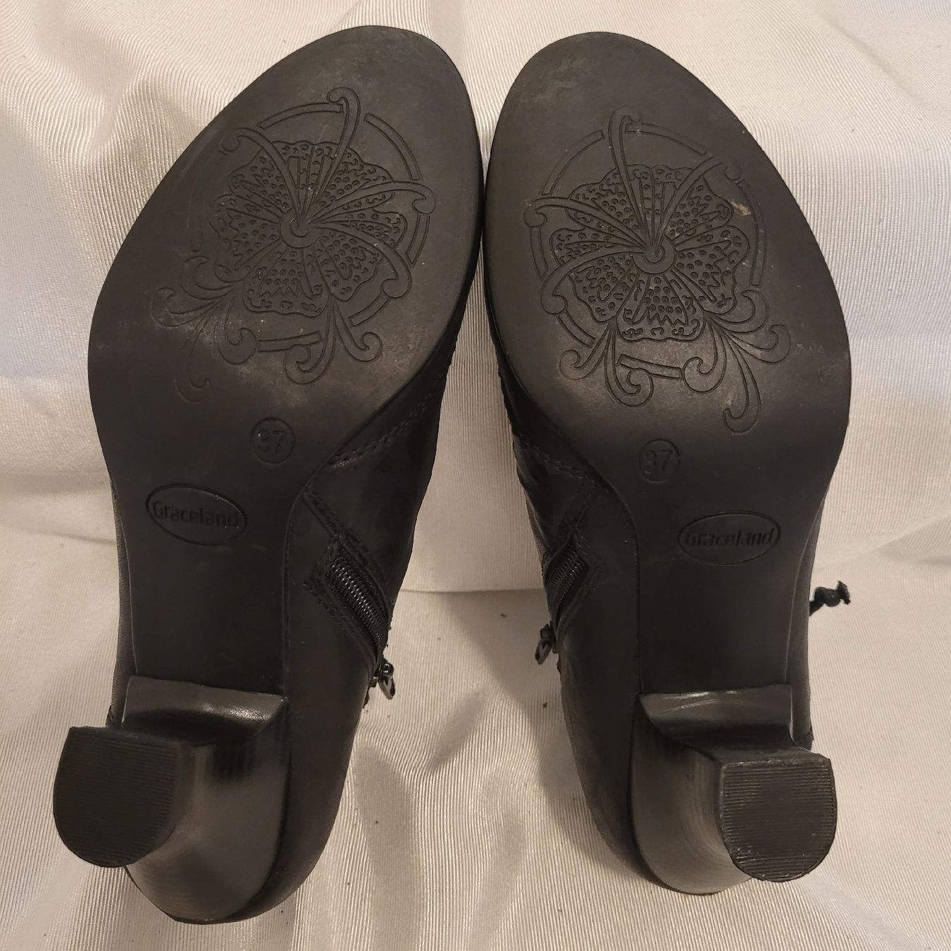 Scarpe da donna: Absatz Schuh 37 – Usato da Niederbuchsiten venduto da klengyel 5