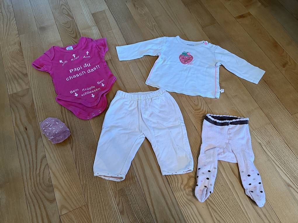Lotti & Set di vestiti: Diverse Babykleider, Grösse 62 – Usato da Basel venduto da siwu1987 1