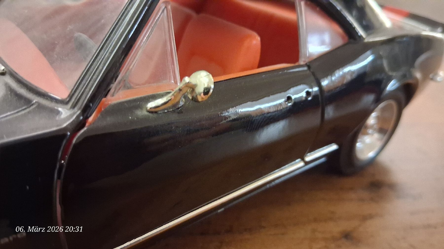 Modellini d'auto: 1:18 Camaro Z-28 1967 – Usato da Wolfenschiessen venduto da 2-stroke-garage 4
