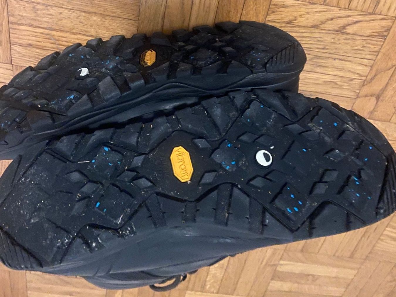Merrell Scarpe da uomo: Leder Stiefel mit Schnürung Gr. 43,5 – Usato da Hittnau venduto da Oracel 1